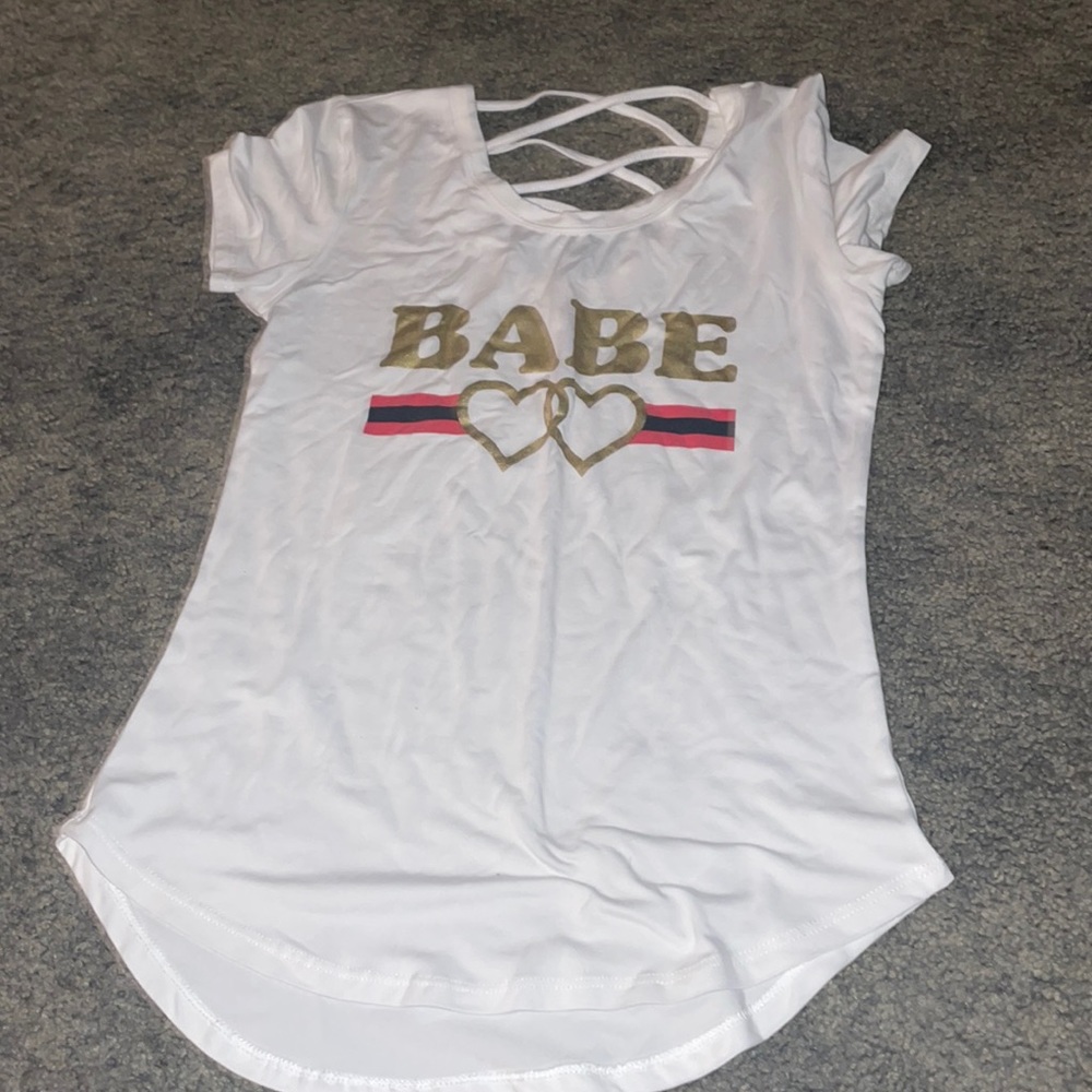 Babe print open back t-shirt